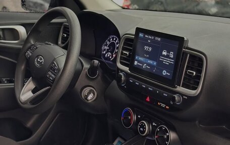 Hyundai Venue I, 2021 год, 1 970 000 рублей, 5 фотография