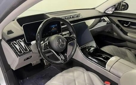 Mercedes-Benz Maybach S-Класс, 2022 год, 15 900 000 рублей, 10 фотография