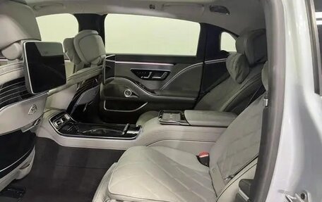 Mercedes-Benz Maybach S-Класс, 2022 год, 15 900 000 рублей, 28 фотография