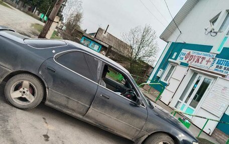 Toyota Vista, 1993 год, 450 000 рублей, 2 фотография
