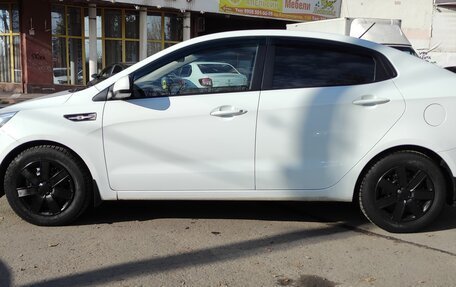 KIA Rio III рестайлинг, 2017 год, 900 000 рублей, 8 фотография