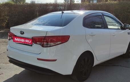 KIA Rio III рестайлинг, 2017 год, 900 000 рублей, 5 фотография