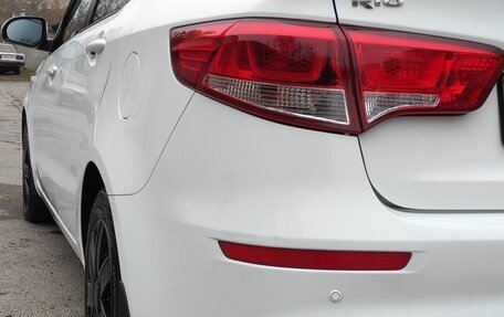 KIA Rio III рестайлинг, 2017 год, 900 000 рублей, 16 фотография