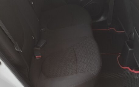 KIA Rio III рестайлинг, 2017 год, 900 000 рублей, 26 фотография