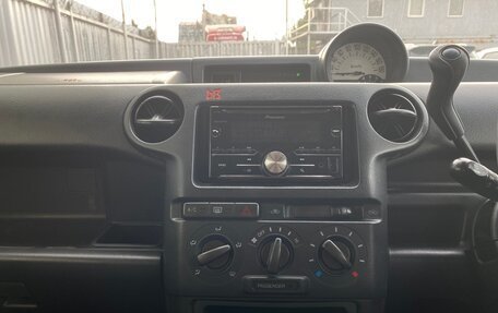 Toyota bB I рестайлинг, 2002 год, 449 000 рублей, 12 фотография