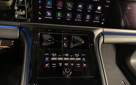 Porsche Panamera, 2025 год, 21 590 040 рублей, 18 фотография