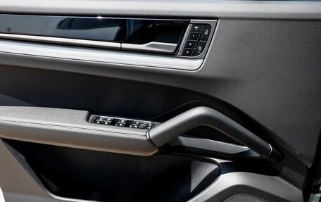 Porsche Cayenne III, 2025 год, 15 500 298 рублей, 27 фотография