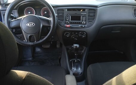 KIA Rio II, 2011 год, 635 000 рублей, 10 фотография
