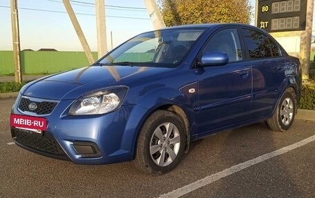 KIA Rio II, 2011 год, 635 000 рублей, 2 фотография