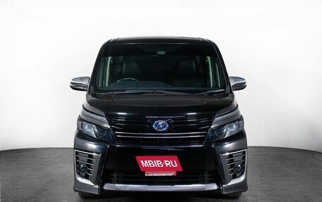 Toyota Voxy III, 2016 год, 2 000 000 рублей, 2 фотография