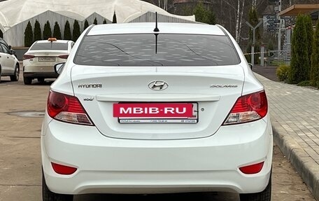 Hyundai Solaris II рестайлинг, 2011 год, 990 000 рублей, 6 фотография