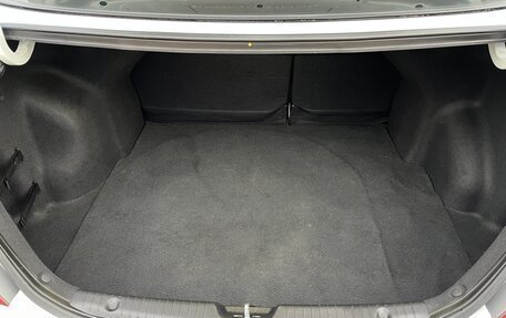 Hyundai Solaris II рестайлинг, 2011 год, 990 000 рублей, 24 фотография