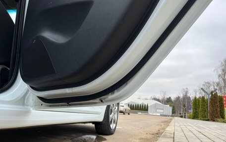 Hyundai Solaris II рестайлинг, 2011 год, 990 000 рублей, 37 фотография