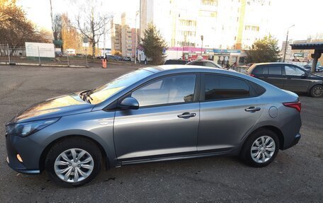 Hyundai Solaris II рестайлинг, 2020 год, 1 055 000 рублей, 4 фотография