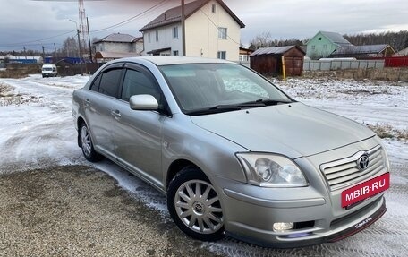 Toyota Avensis III рестайлинг, 2004 год, 700 000 рублей, 8 фотография
