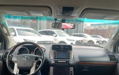 Toyota Land Cruiser Prado 150 рестайлинг 2, 2011 год, 2 849 000 рублей, 13 фотография