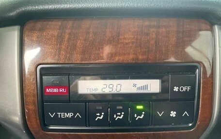 Toyota Land Cruiser Prado 150 рестайлинг 2, 2011 год, 2 849 000 рублей, 12 фотография