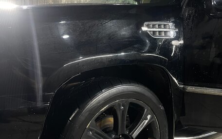 Cadillac Escalade III, 2010 год, 1 700 000 рублей, 17 фотография