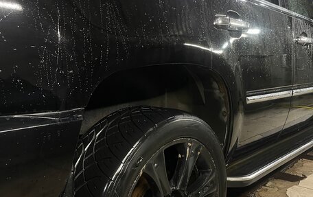 Cadillac Escalade III, 2010 год, 1 700 000 рублей, 19 фотография