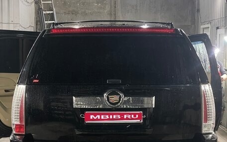 Cadillac Escalade III, 2010 год, 1 700 000 рублей, 23 фотография