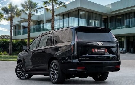 Cadillac Escalade V, 2022 год, 10 250 032 рублей, 3 фотография