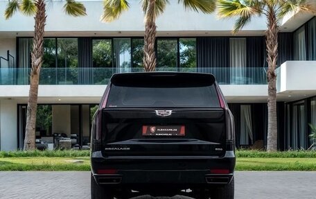 Cadillac Escalade V, 2022 год, 10 250 032 рублей, 5 фотография
