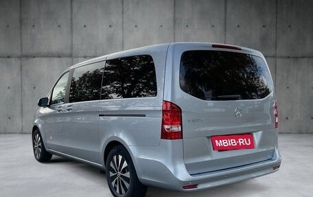 Mercedes-Benz V-Класс, 2024 год, 11 690 000 рублей, 7 фотография