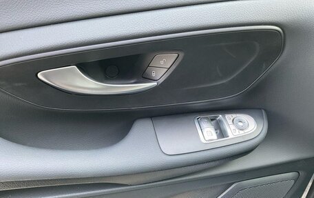 Mercedes-Benz V-Класс, 2024 год, 11 690 000 рублей, 16 фотография