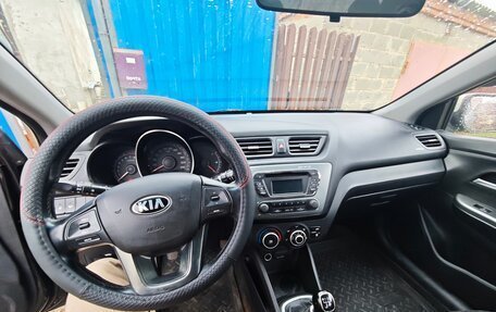 KIA Rio III рестайлинг, 2014 год, 550 000 рублей, 16 фотография