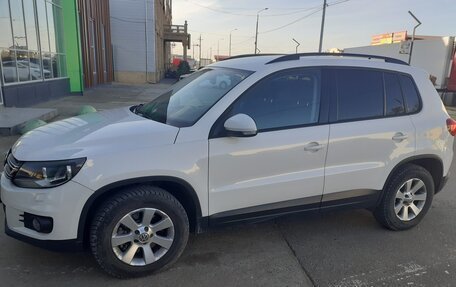 Volkswagen Tiguan I, 2013 год, 1 280 000 рублей, 2 фотография