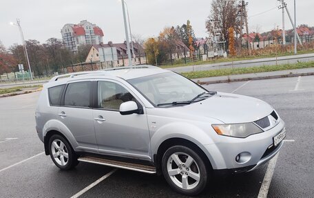 Mitsubishi Outlander III рестайлинг 3, 2008 год, 820 000 рублей, 3 фотография