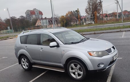 Mitsubishi Outlander III рестайлинг 3, 2008 год, 820 000 рублей, 6 фотография