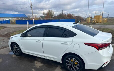 Hyundai Solaris II рестайлинг, 2019 год, 1 170 000 рублей, 1 фотография