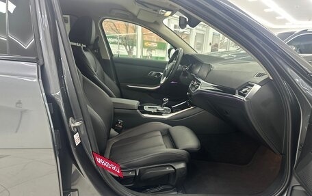 BMW 3 серия, 2021 год, 4 200 000 рублей, 18 фотография