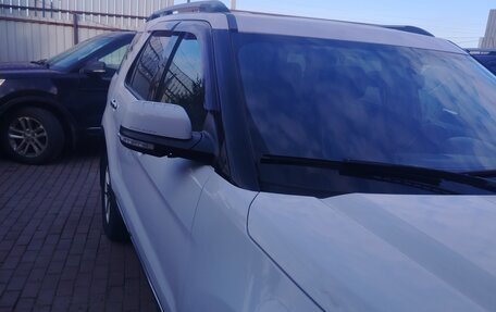 Ford Explorer VI, 2015 год, 1 500 000 рублей, 12 фотография