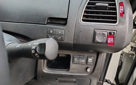 Nissan Serena IV, 2012 год, 1 315 000 рублей, 30 фотография