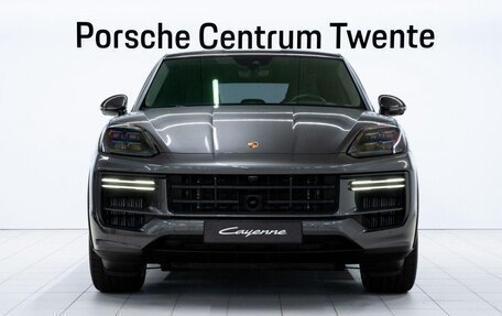 Porsche Cayenne III, 2025 год, 29 690 040 рублей, 2 фотография