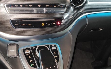 Mercedes-Benz V-Класс, 2019 год, 7 850 000 рублей, 11 фотография