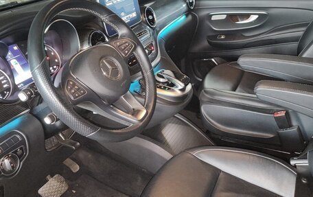 Mercedes-Benz V-Класс, 2019 год, 7 850 000 рублей, 10 фотография