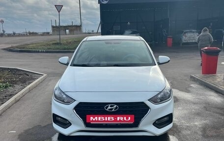 Hyundai Solaris II рестайлинг, 2019 год, 1 170 000 рублей, 2 фотография