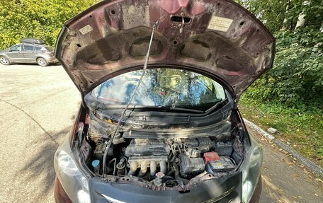 Honda Freed I, 2010 год, 950 000 рублей, 2 фотография