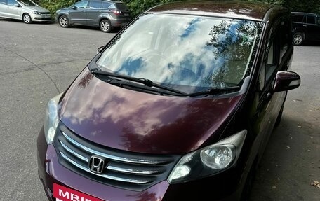 Honda Freed I, 2010 год, 950 000 рублей, 17 фотография