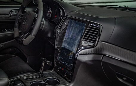 Jeep Grand Cherokee, 2012 год, 3 120 000 рублей, 21 фотография