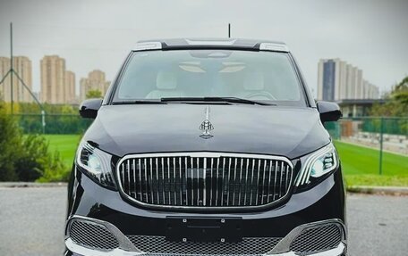 Mercedes-Benz Vito, 2022 год, 6 105 000 рублей, 2 фотография