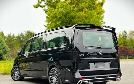 Mercedes-Benz Vito, 2022 год, 6 105 000 рублей, 3 фотография
