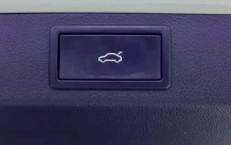 Skoda Karoq I, 2022 год, 1 854 000 рублей, 10 фотография