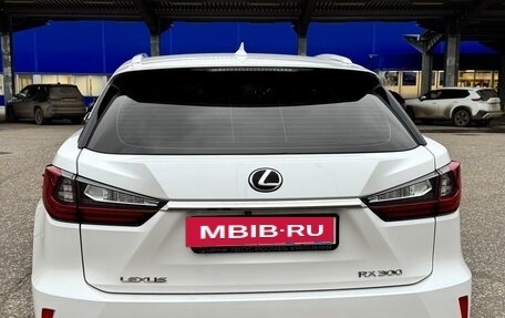 Lexus RX IV рестайлинг, 2019 год, 5 000 000 рублей, 5 фотография