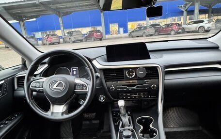 Lexus RX IV рестайлинг, 2019 год, 5 000 000 рублей, 24 фотография