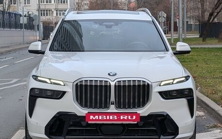 BMW X7, 2023 год, 11 990 000 рублей, 2 фотография