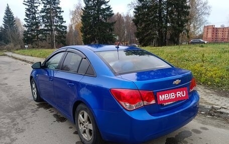 Chevrolet Cruze II, 2011 год, 750 000 рублей, 4 фотография